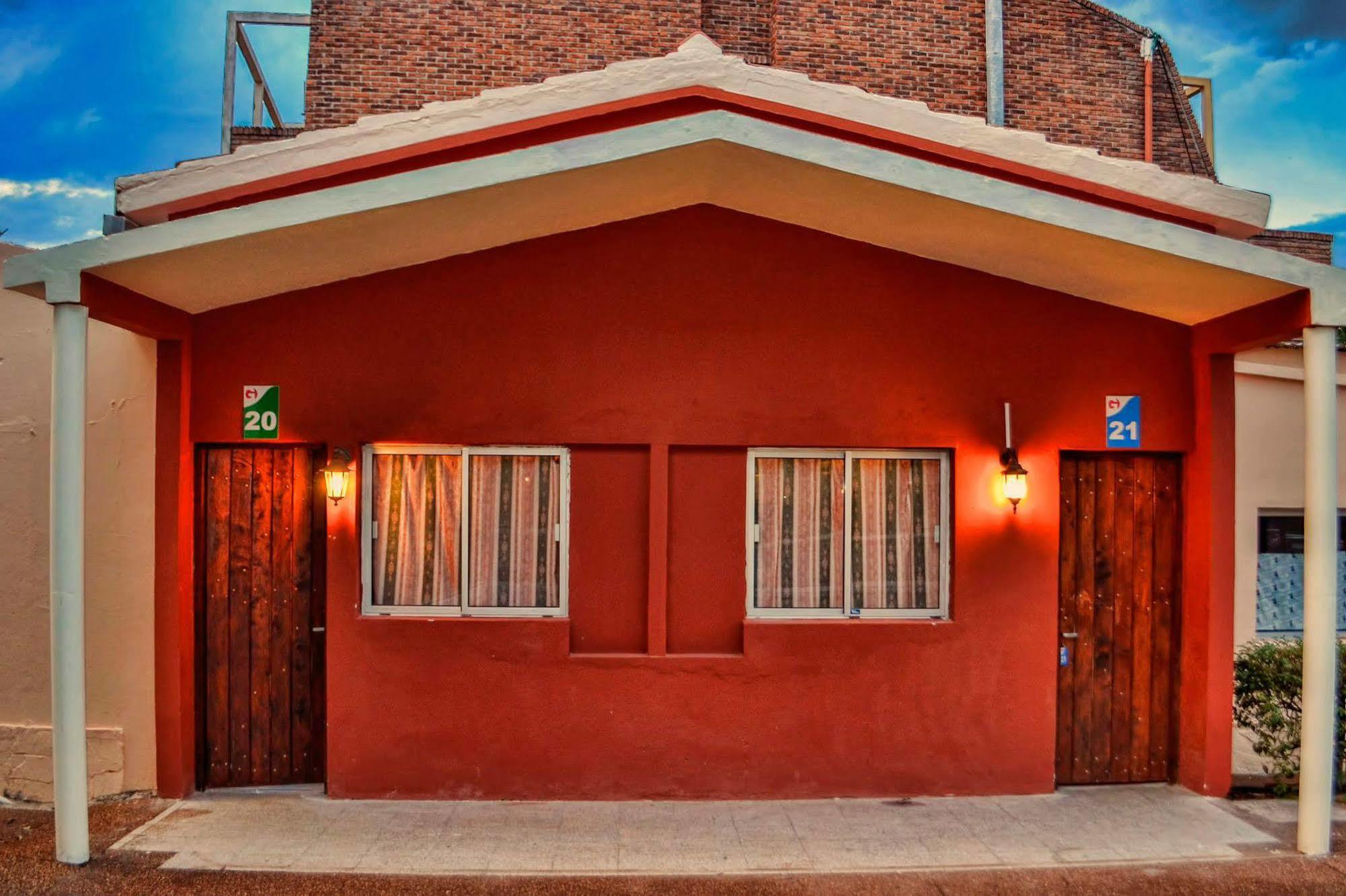 Brisas Del Rio Apart Hotel Termas del Daymán Eksteriør billede